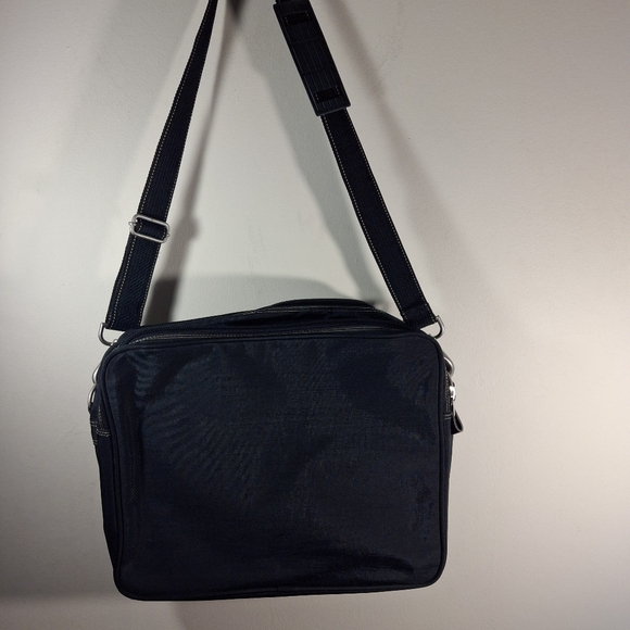 Vintage 90s Rare Guess Black Canvas Book Bag/Laptop Shoulder Bag OS - Picture 2 of 15